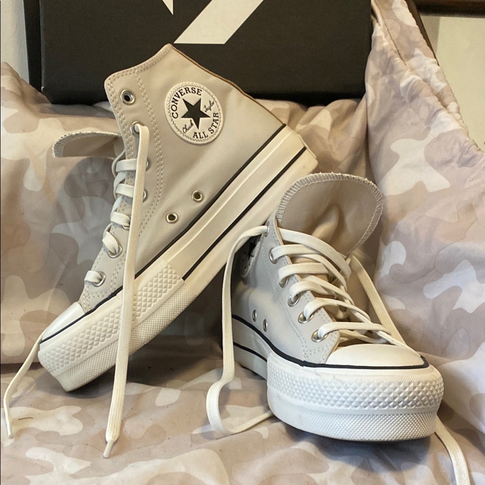 Converse Women's High-Top Sneakers - Light Gray